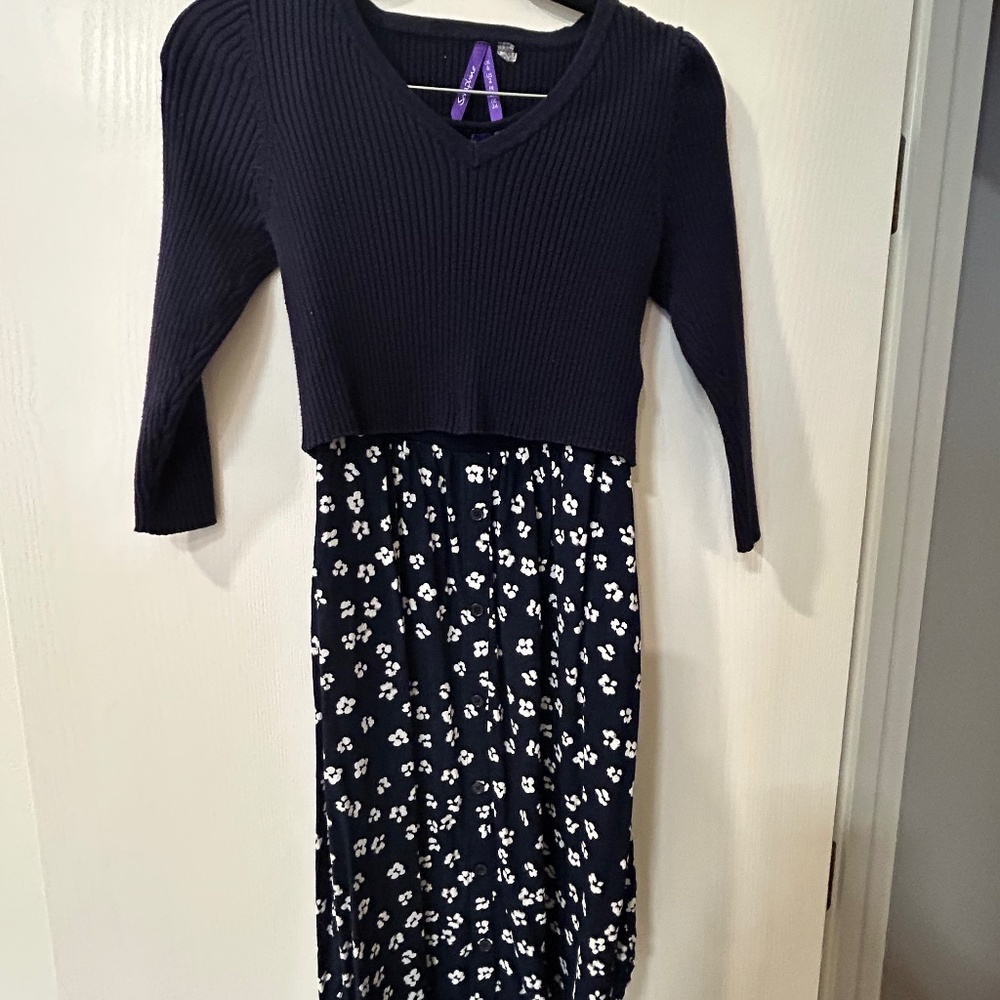 Navy maternity/nursing dress size 2